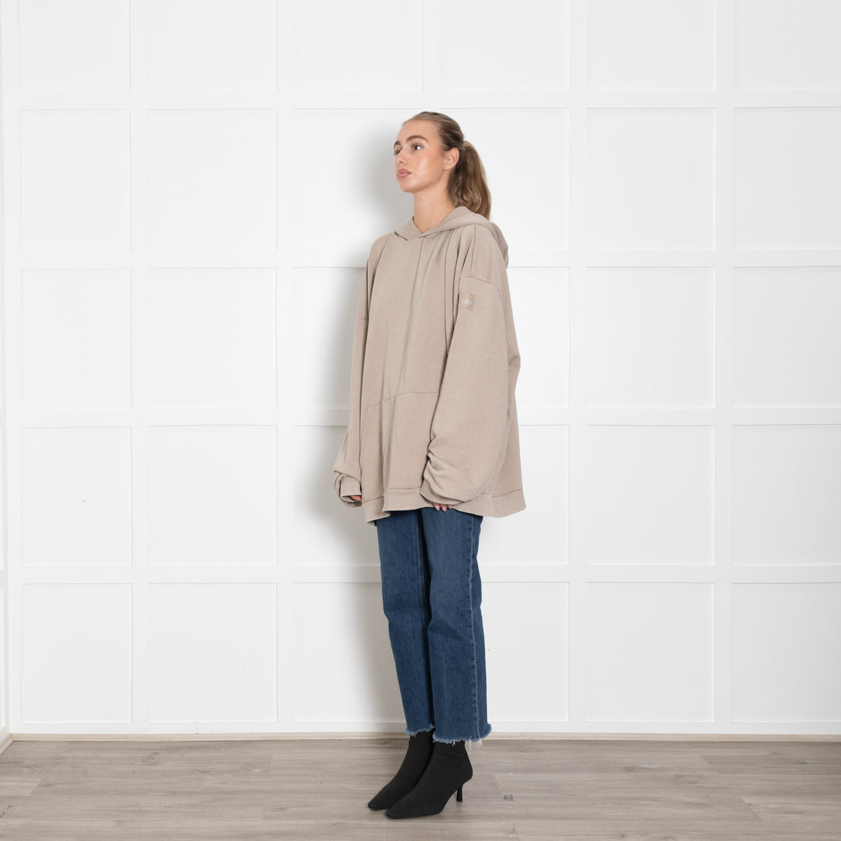 Alo yoga Chill Vintage Wash Taupe Hoodie