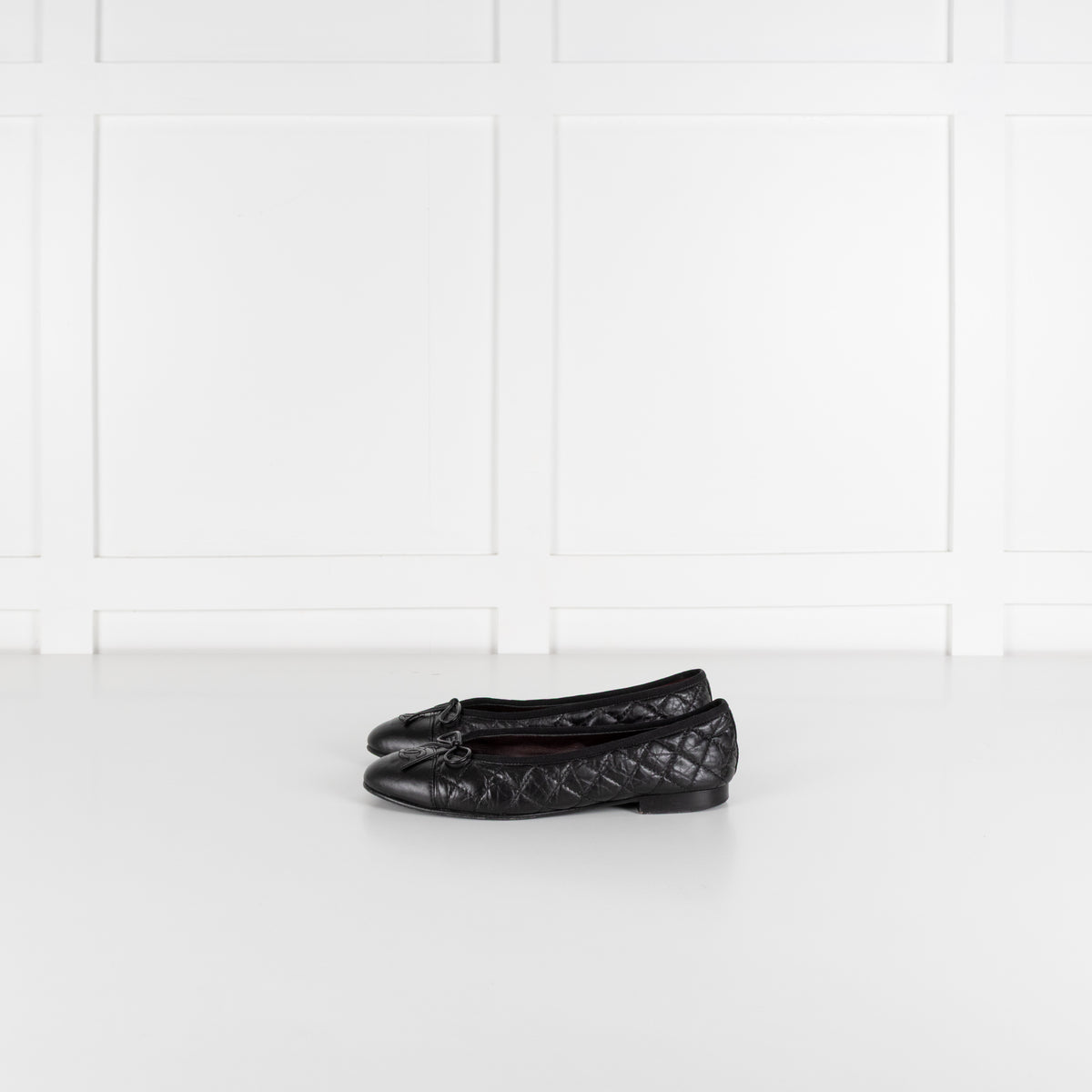 Chanel Black Calfskin Quilted Detail Ballet Pumps