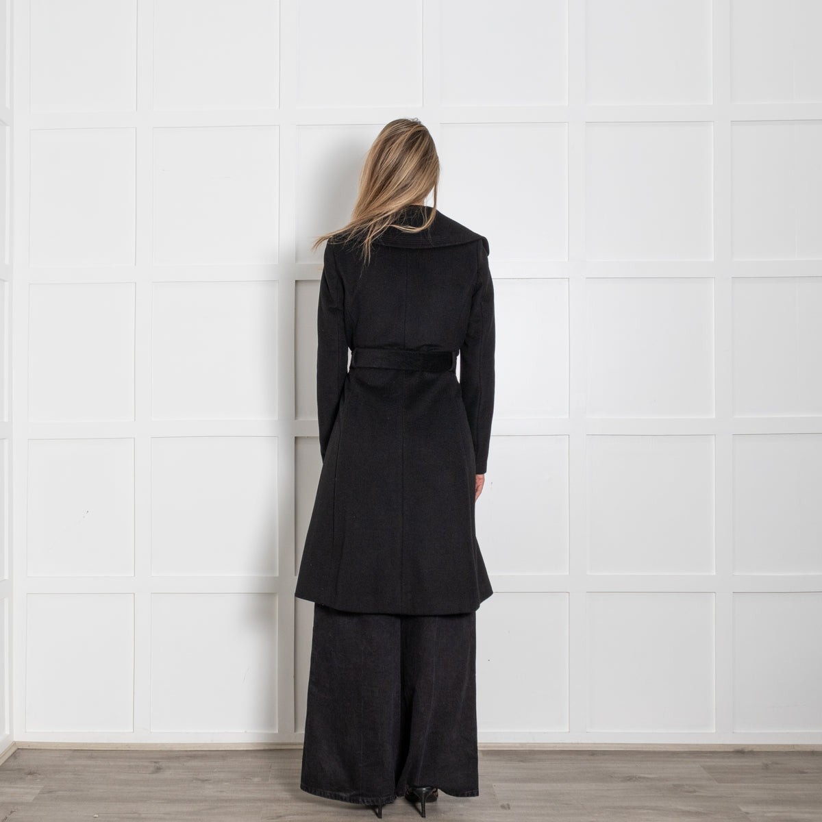 Diane Von Furstenberg Black Belted Wide Collar Wool Blend Coat