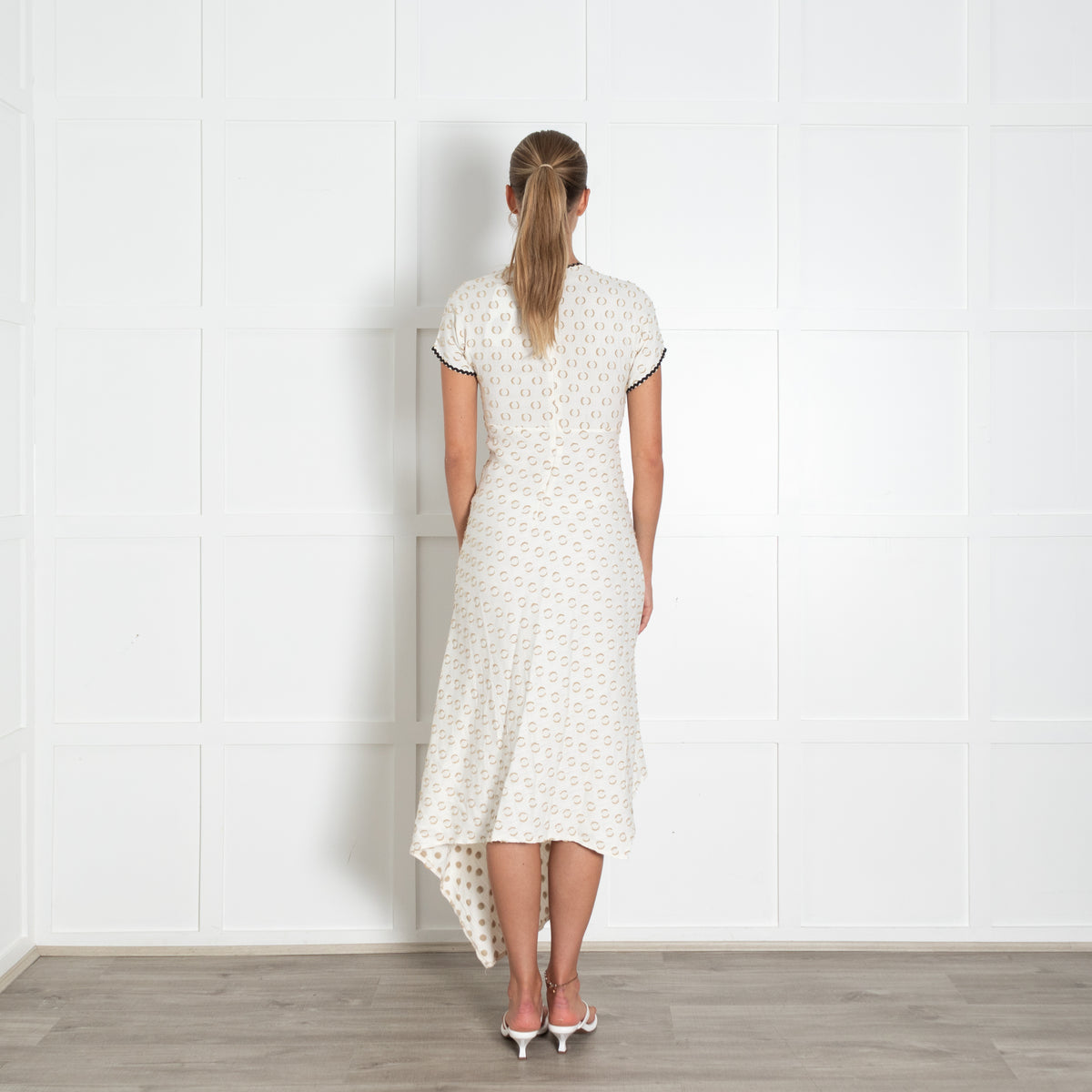 Lug Von Siga Cream Beige Spot Ruched Front Short Sleeve Dress