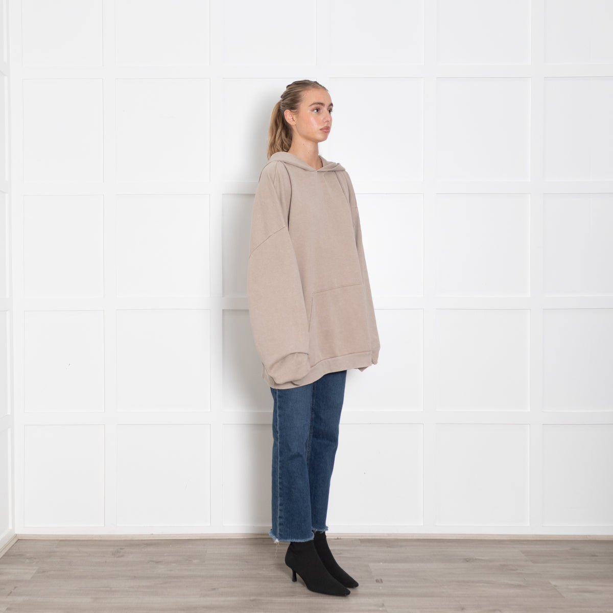 Alo yoga Chill Vintage Wash Taupe Hoodie