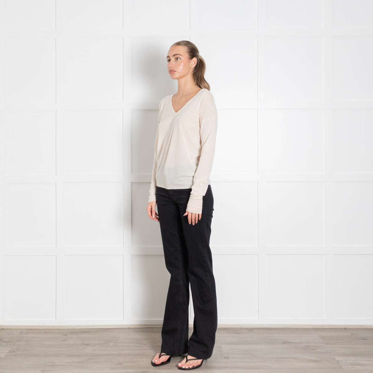 Joseph Cream Fine Knit V Neck Jumper