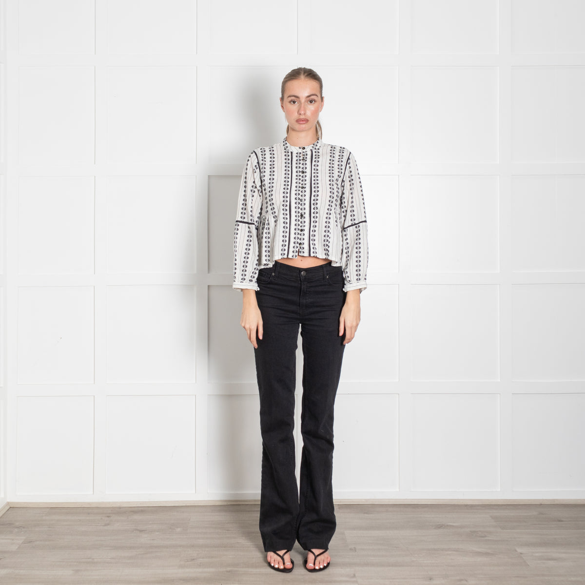 Maison Hotel Cream Black Embroidery Cropped Long Sleeve Top