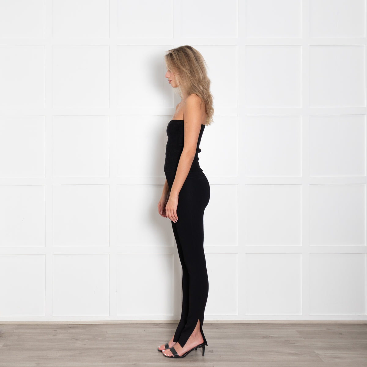 Khaite Black Stretchy Leggings