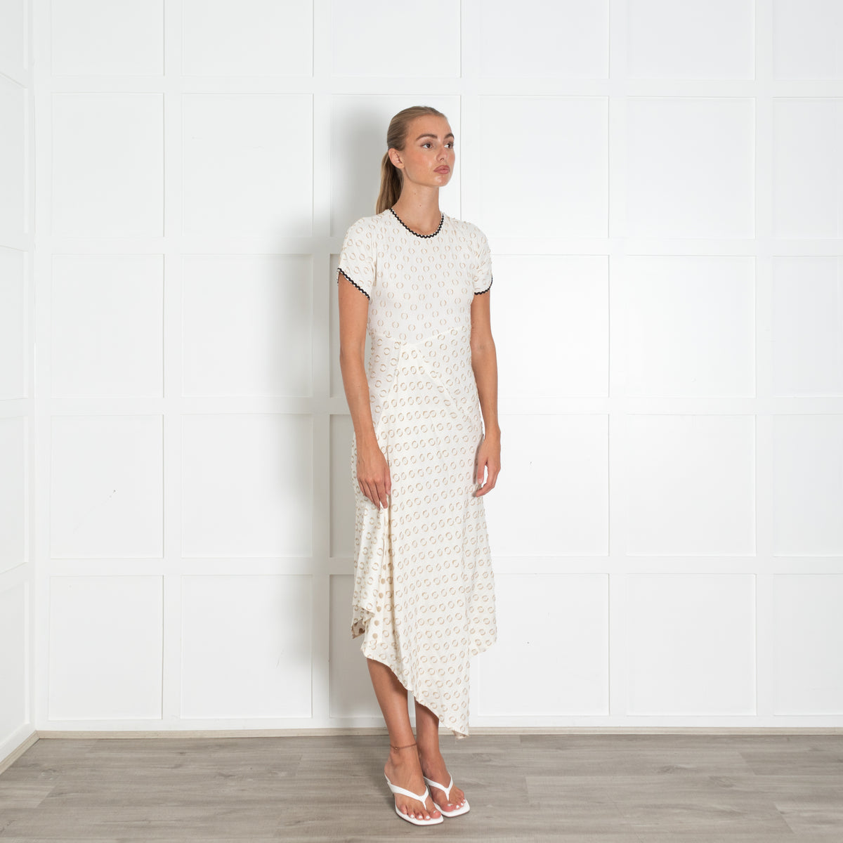 Lug Von Siga Cream Beige Spot Ruched Front Short Sleeve Dress