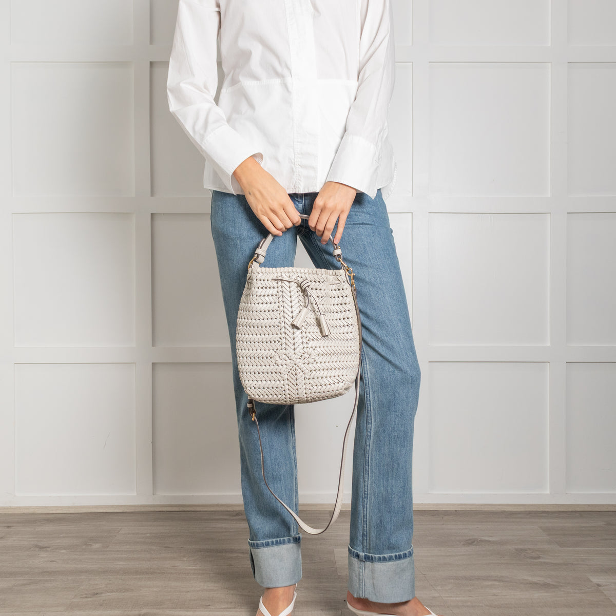 Anya Hindmarch White Woven Leather The Neeson Drawstring Small Bucket Bag