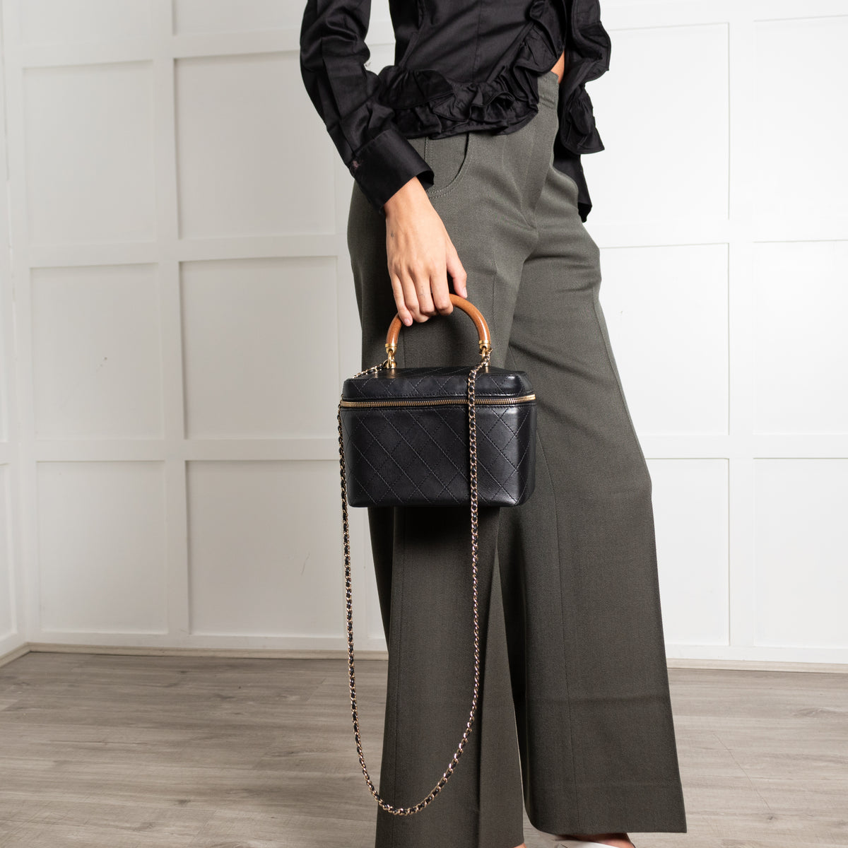 Chanel Knock On Wood Vanity Shoulder Bag