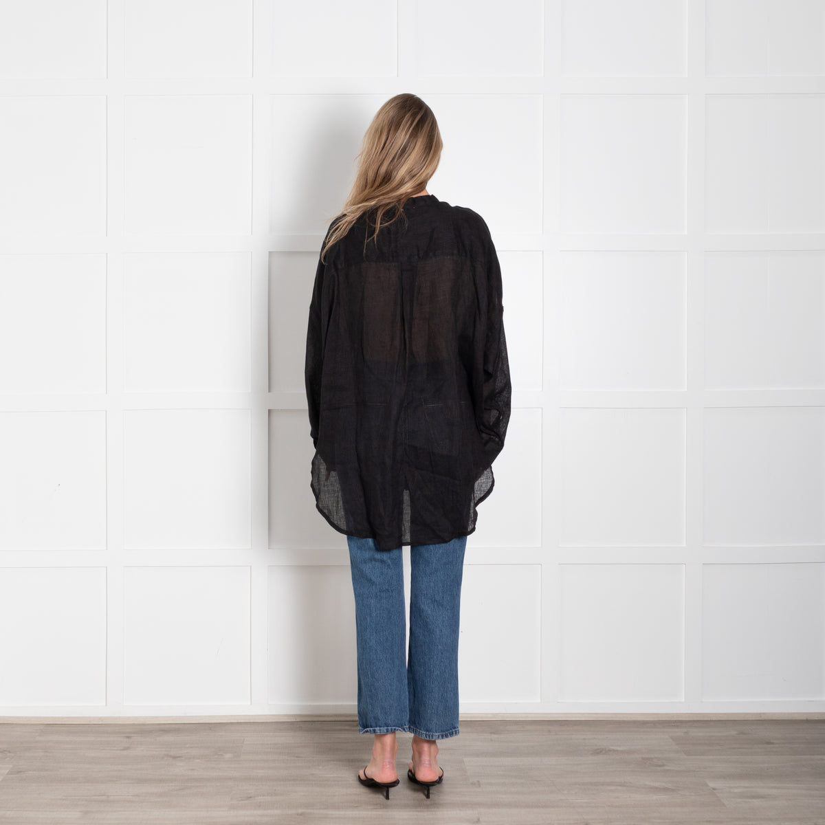 Monday Barcelona V-Neck Black Linen Cover UP