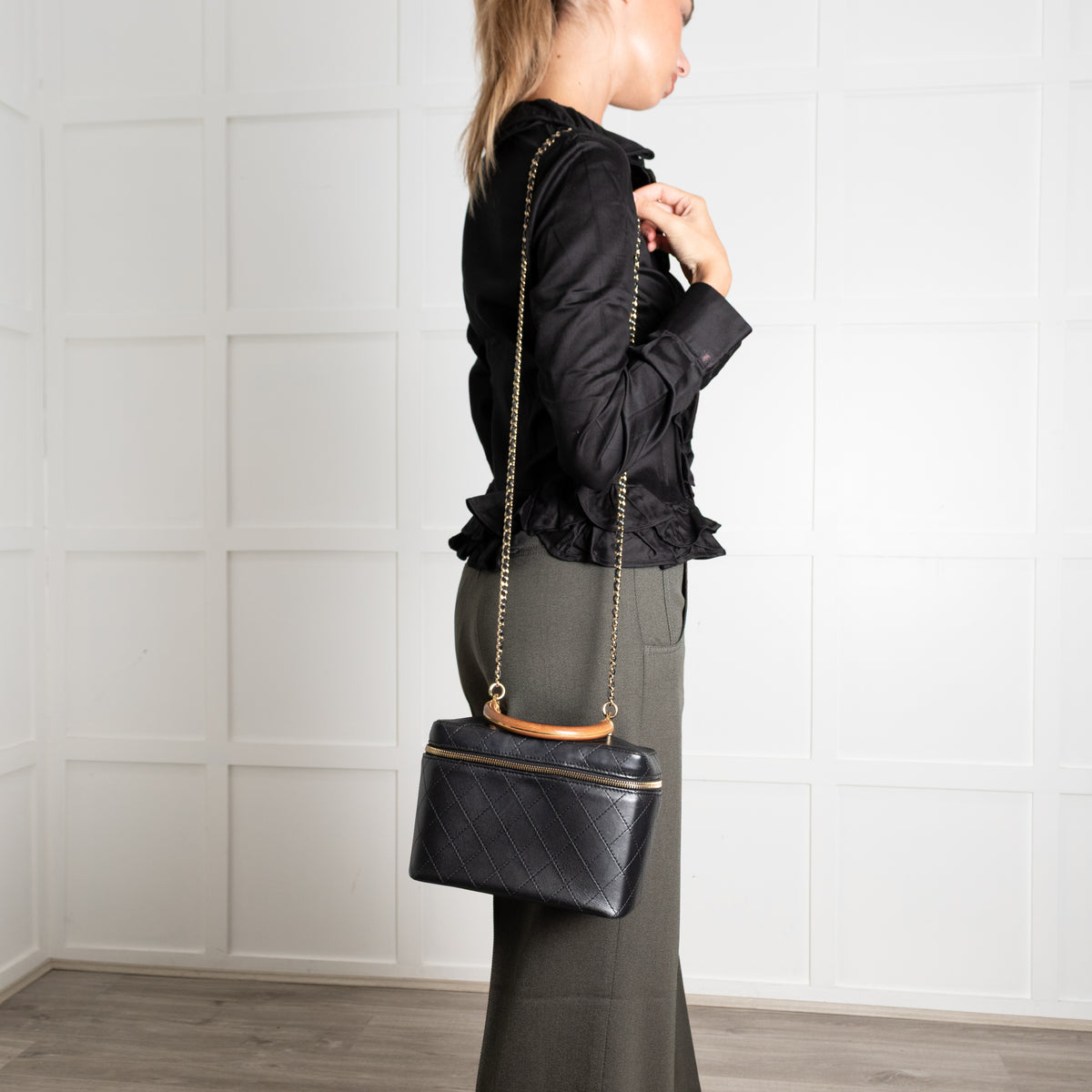 Chanel Knock On Wood Vanity Shoulder Bag