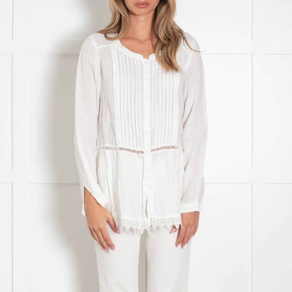120% Lino White Linen Lace Trim Long Sleeve Top