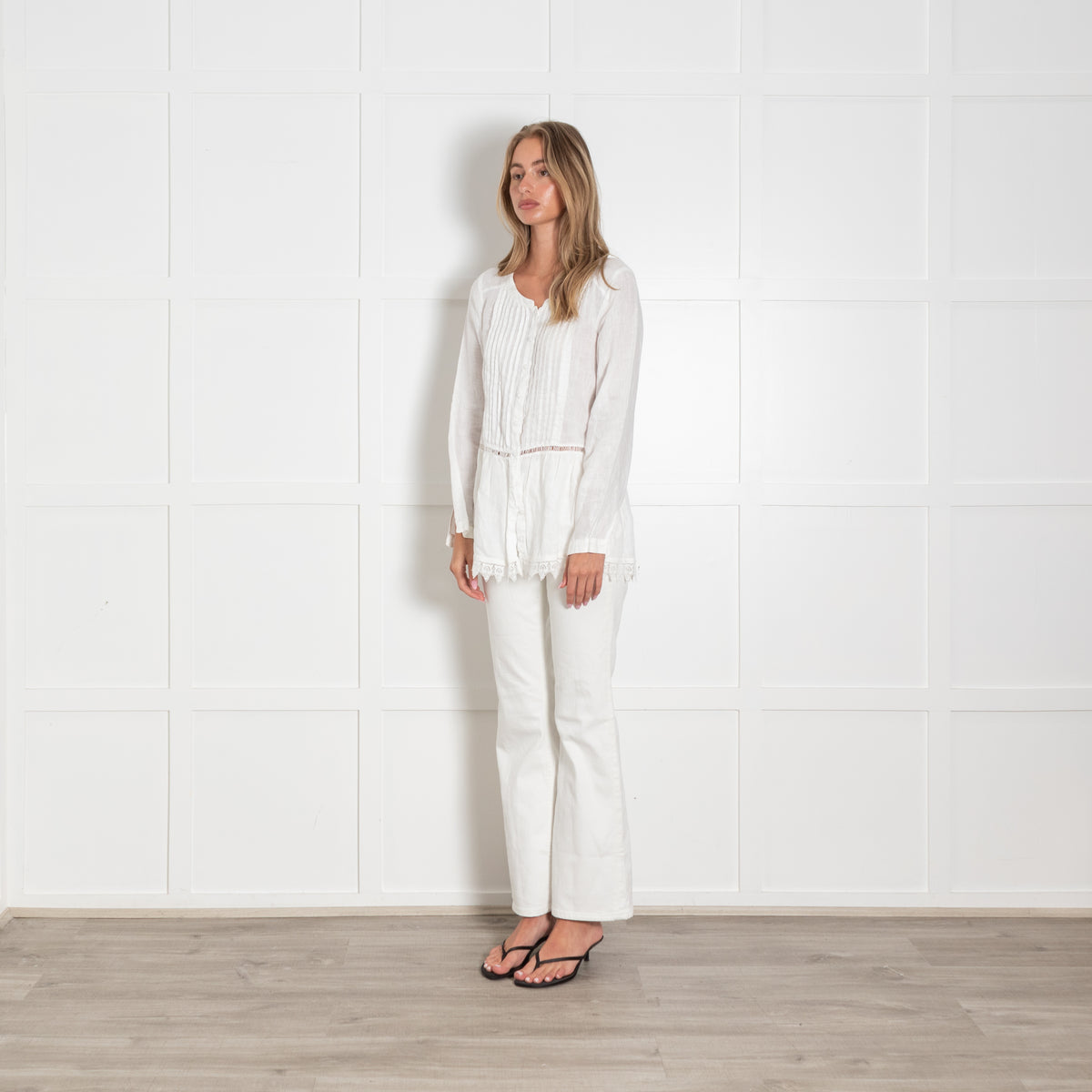 120% Lino White Linen Lace Trim Long Sleeve Top