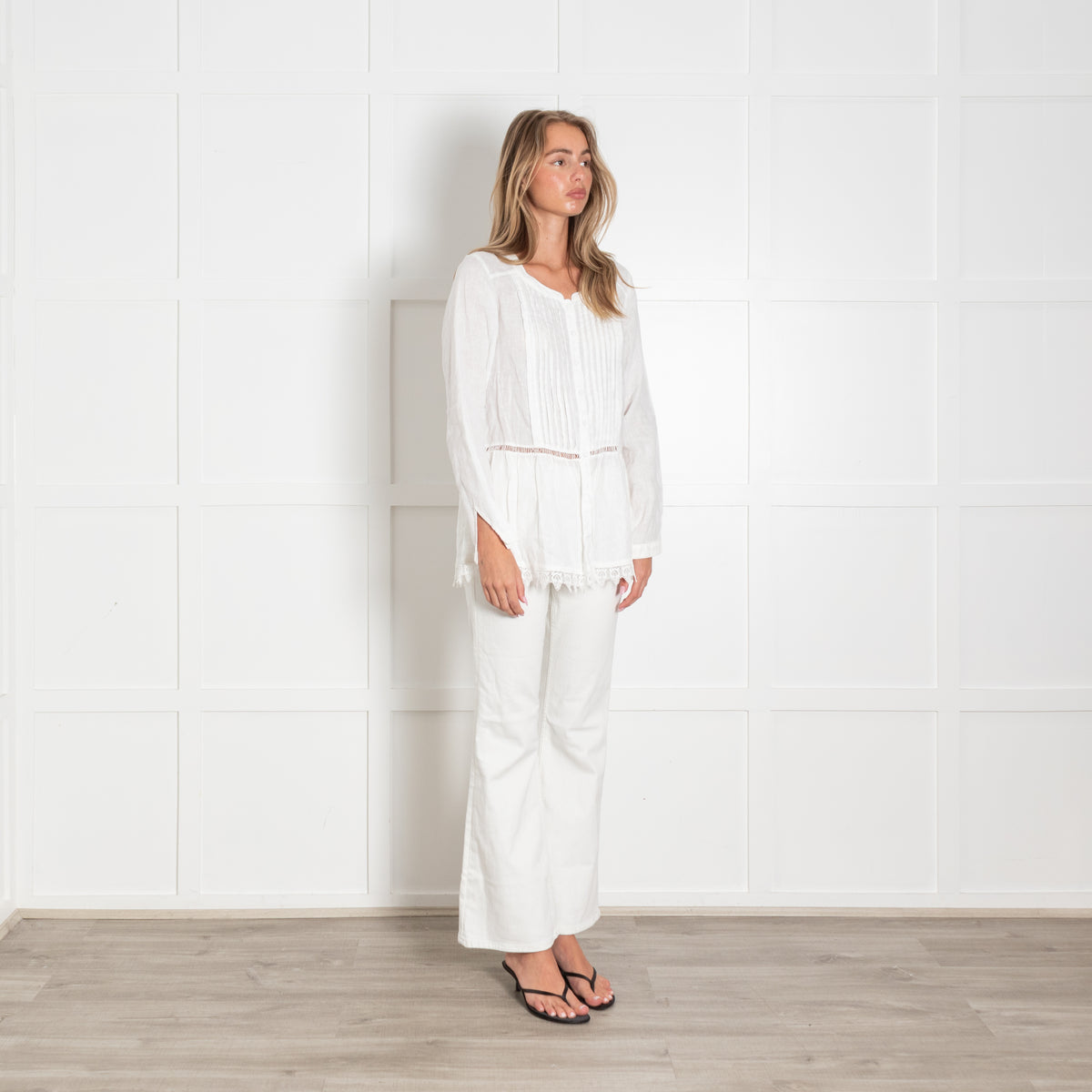 120% Lino White Linen Lace Trim Long Sleeve Top
