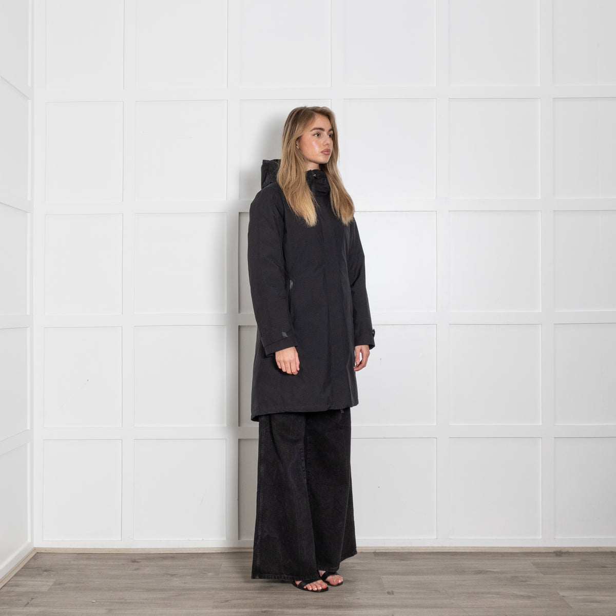 Herno Black Windproof Padded Goose Down Hooded Parka