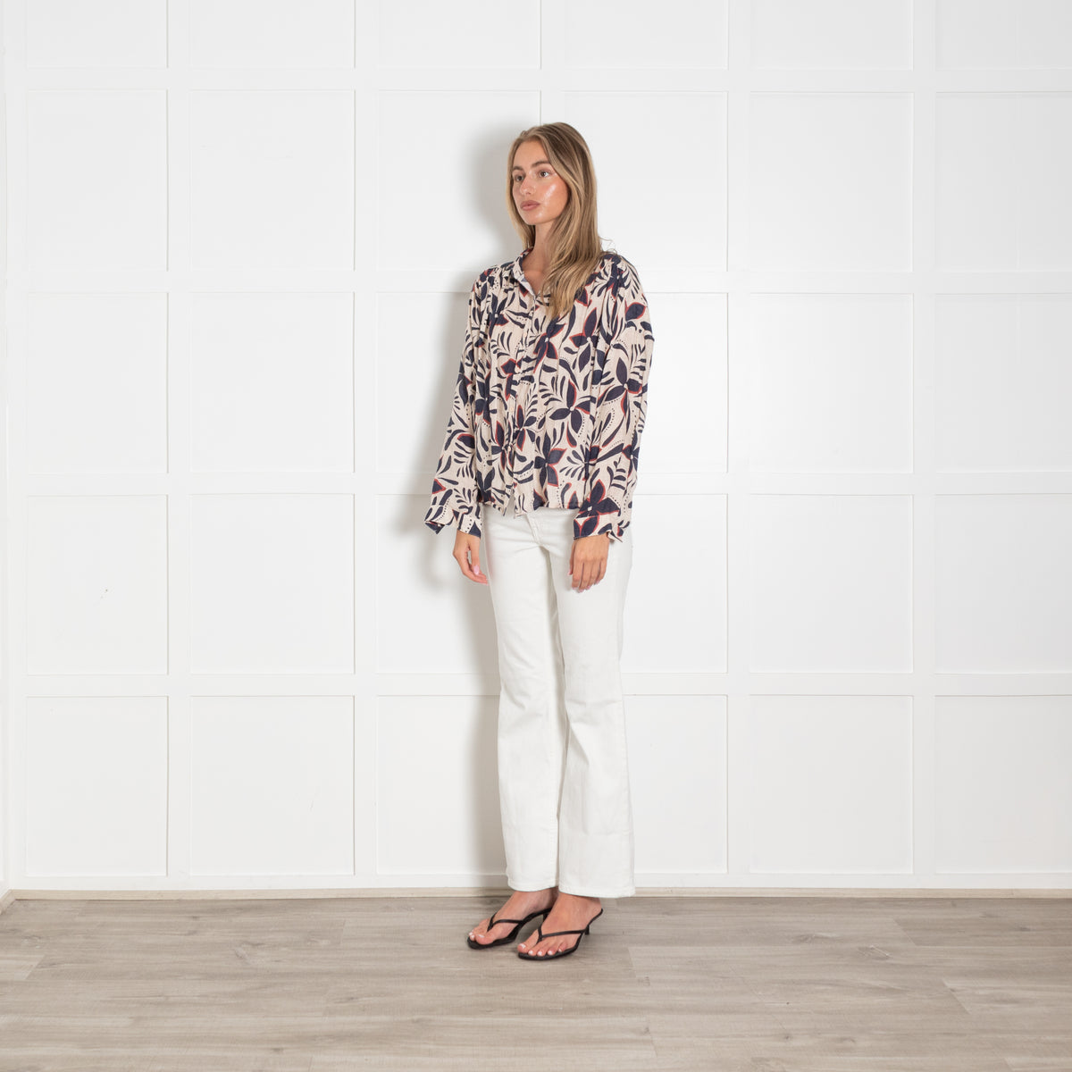 Zyga Linn Laundry Beige Navy Floral Linen Shirt