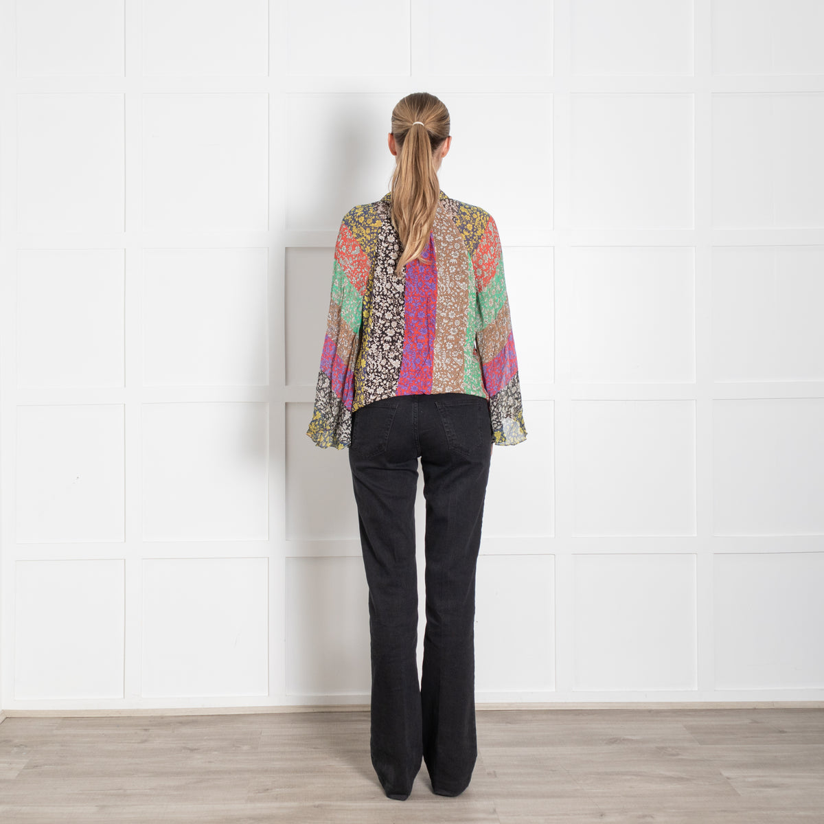 Alice + Olivia Multicolour Floral Bell Sleeve Top