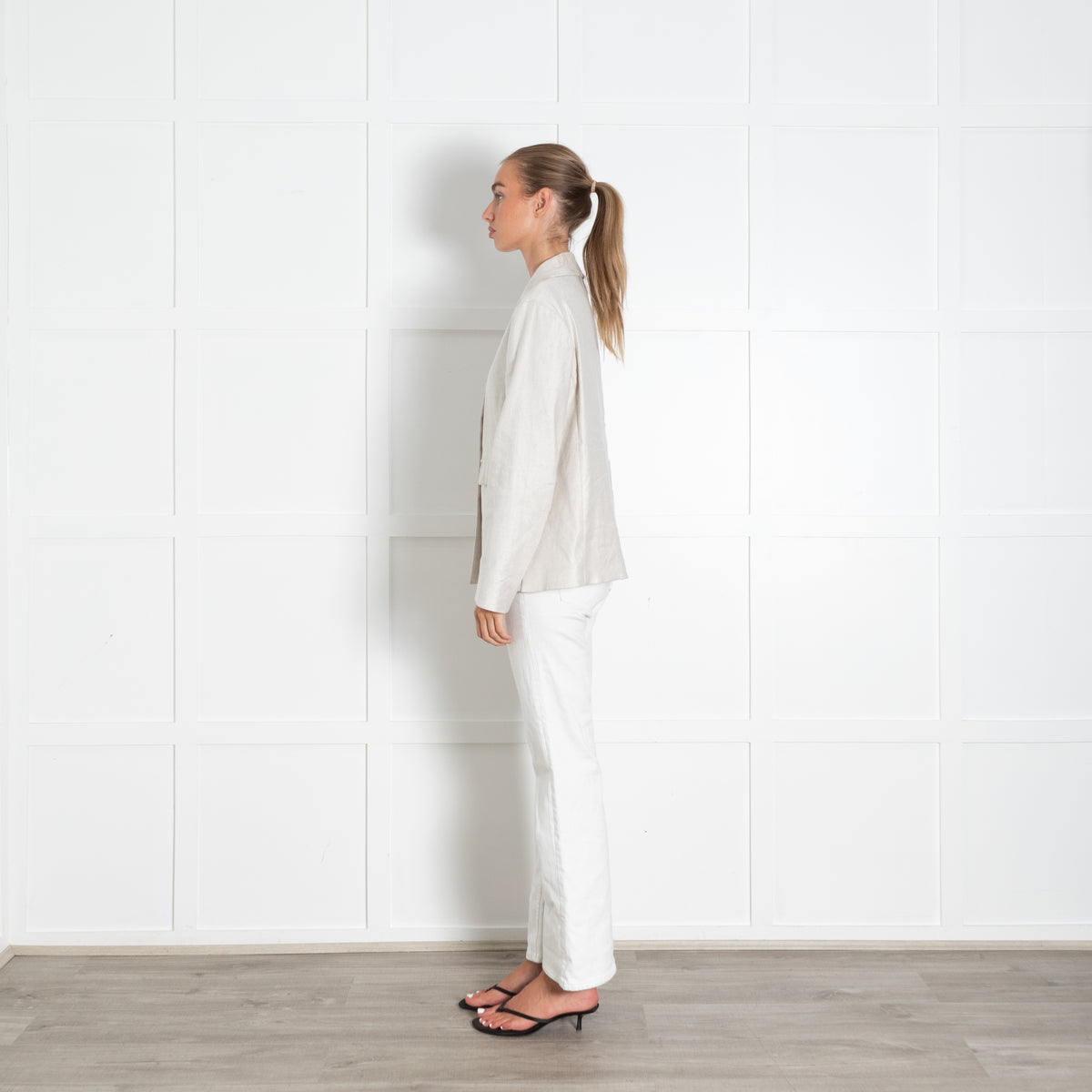 S Max Mara Cream Linen  Blazer With Gold Buttons