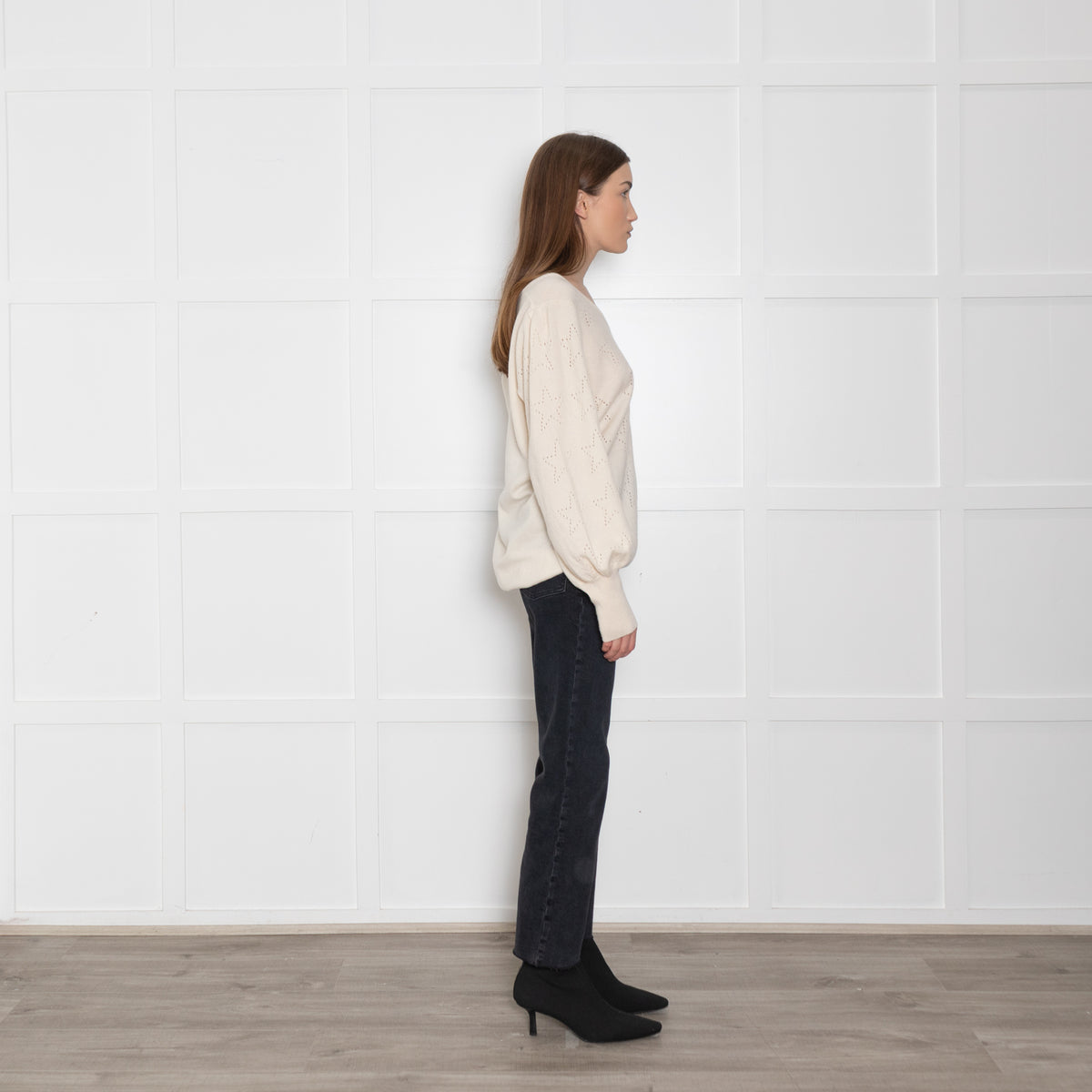 Wyse Cream V Neck Cashmere Star Jumper