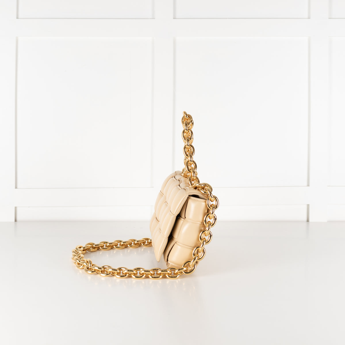Bottega Veneta Beige Leather Padded Cassette Bag with Gold Toned Chain Link Strap