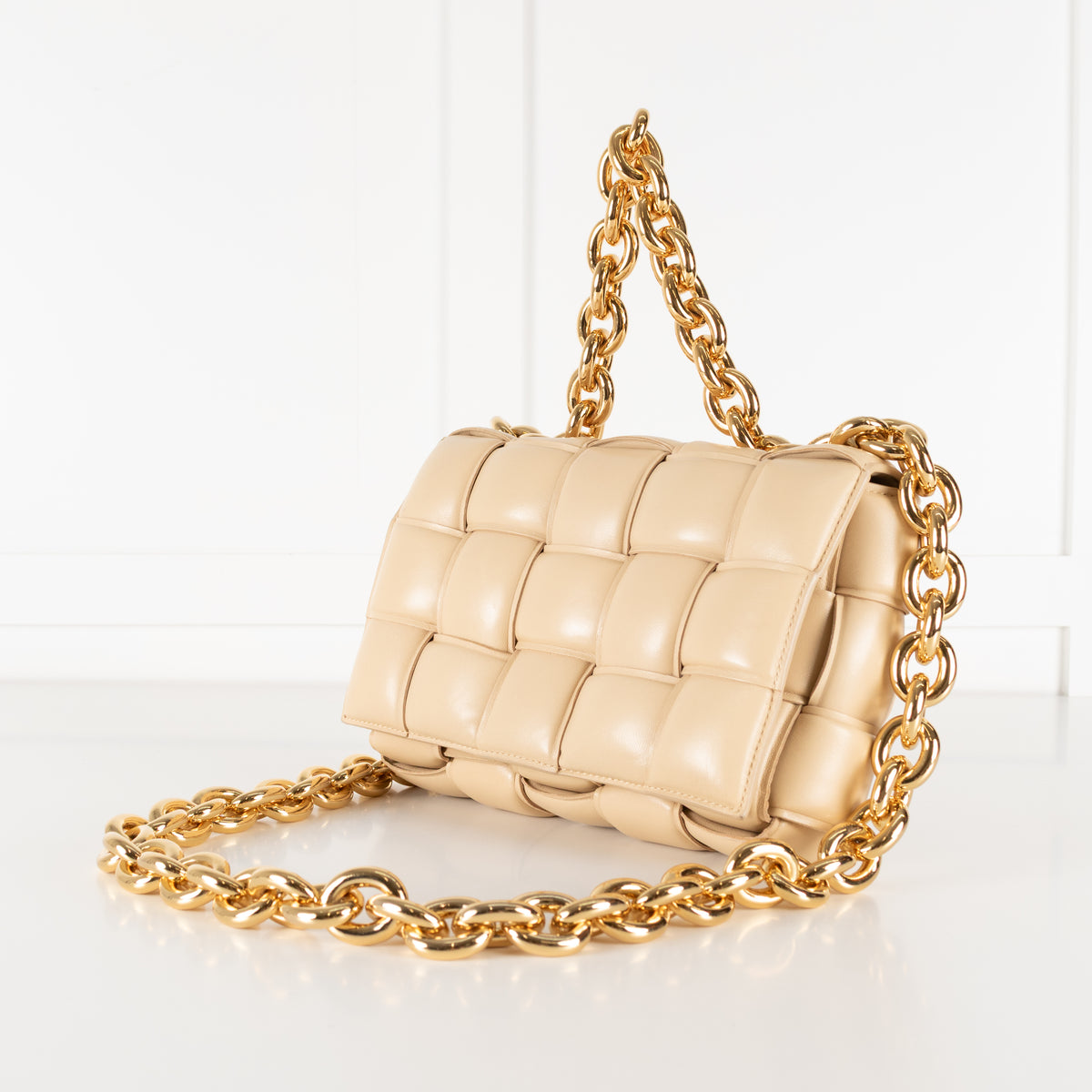 Bottega Veneta Beige Leather Padded Cassette Bag with Gold Toned Chain Link Strap