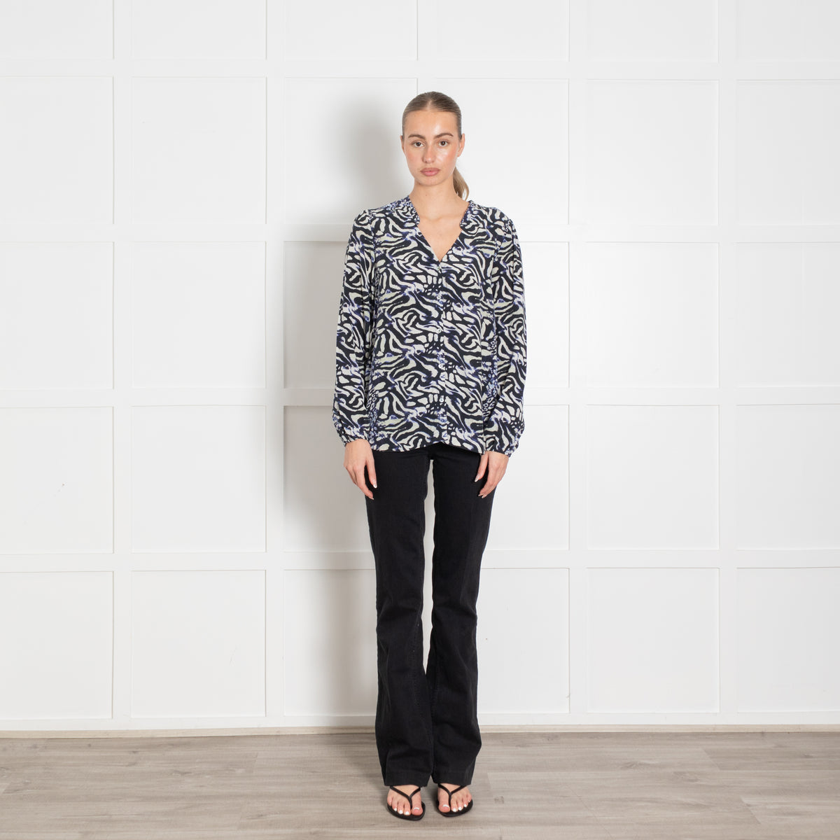 Pyrus Blue White Print Long Sleeve Silk Top