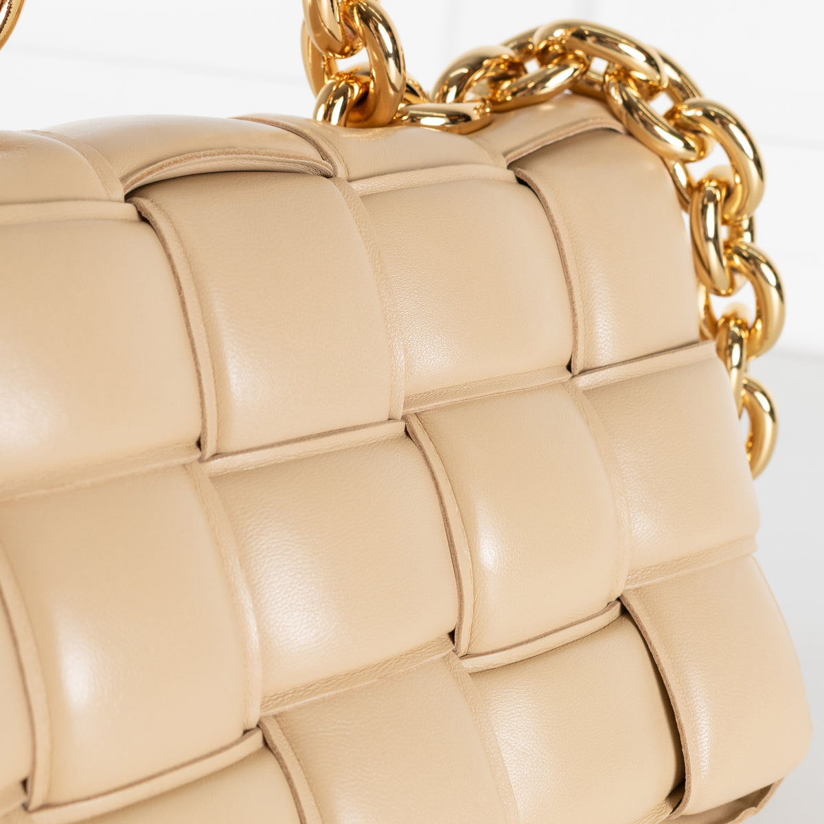 Bottega Veneta Beige Leather Padded Cassette Bag with Gold Toned Chain Link Strap