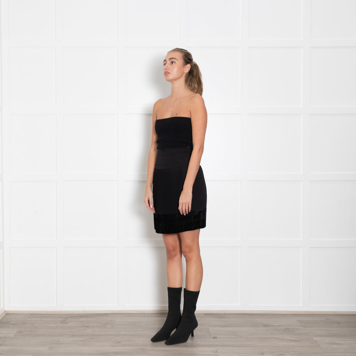 Carven Black Pleated Mini Skirt