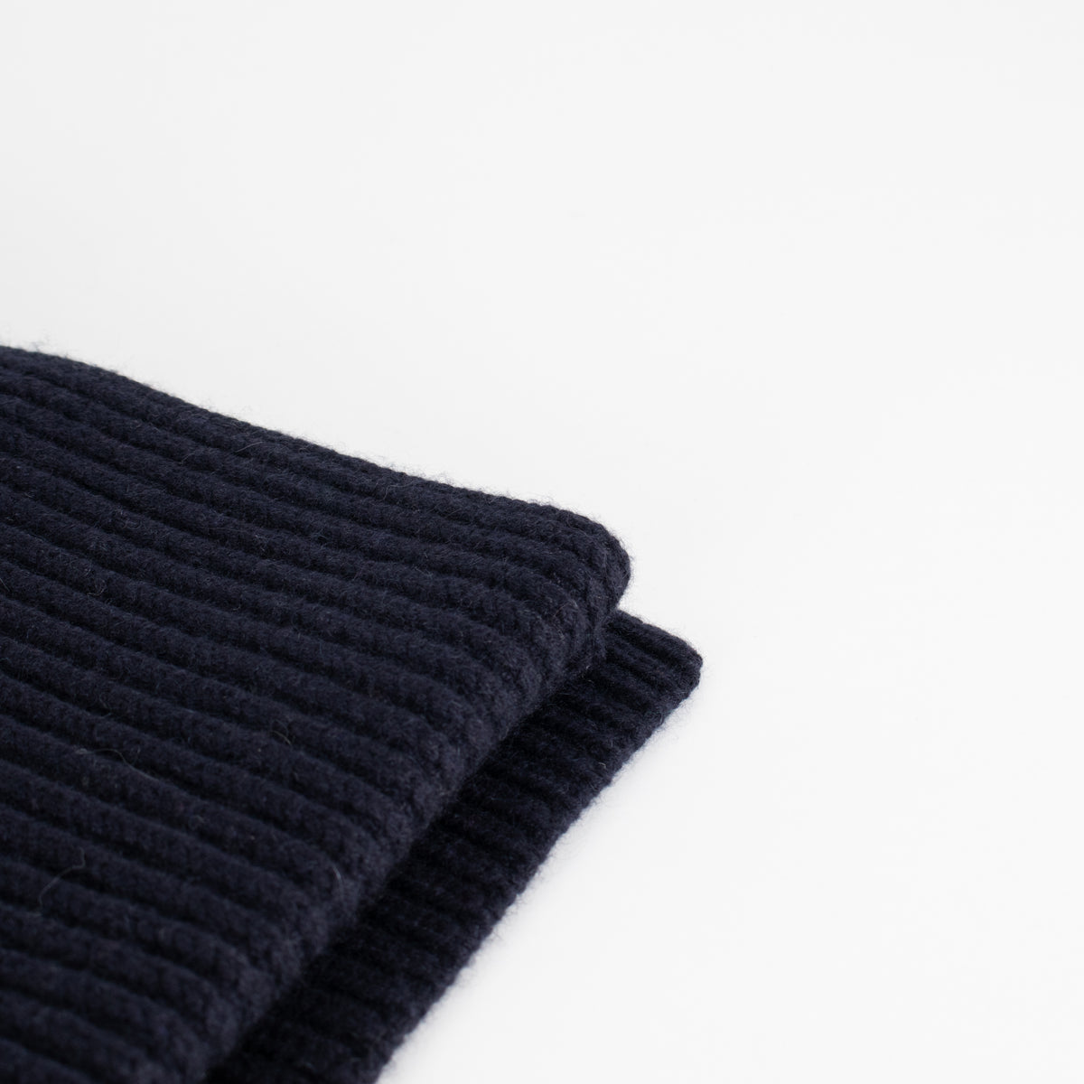 Loro Piana Navy Jumbo Rib Cashmere Scarf