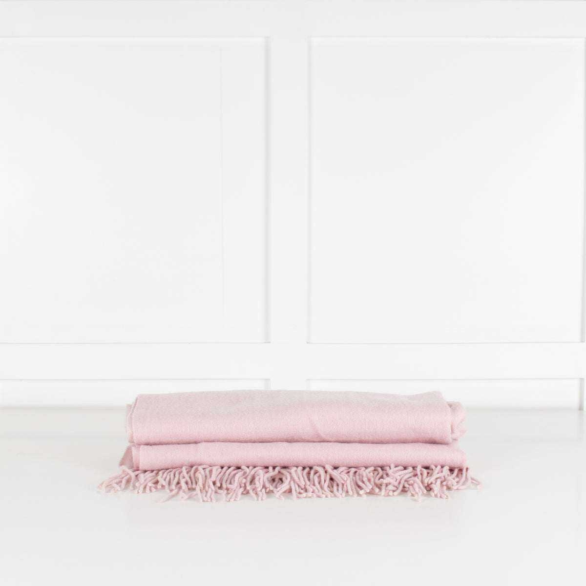 N.Peal Pale Pink Cashmere Large Scarf