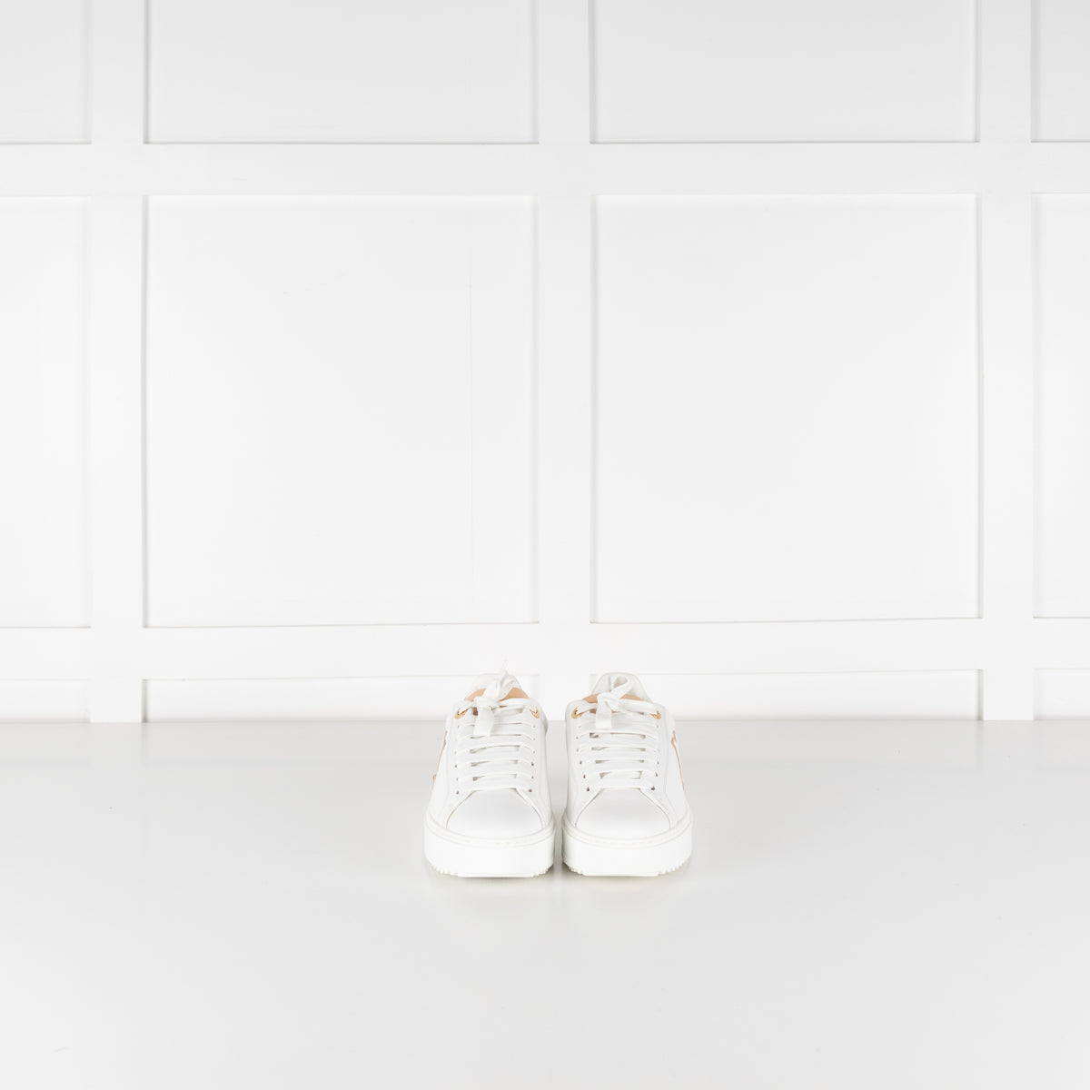 Louis Vuitton Time Out Beige & White Trainers