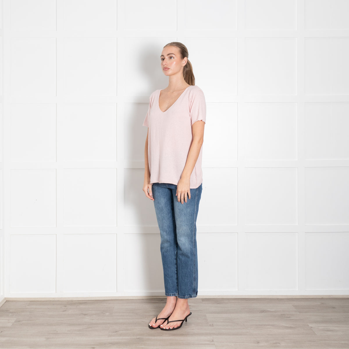 American Vintage Pale Pink V-Neck Short Sleeve Cashmere Blend Sweater