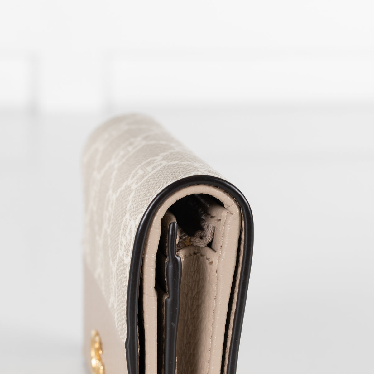 Gucci Bi Color GG Beige Marmont Wallet