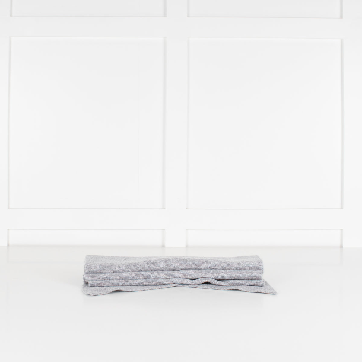 N.Peal Grey Knitted Cashmere Scarf