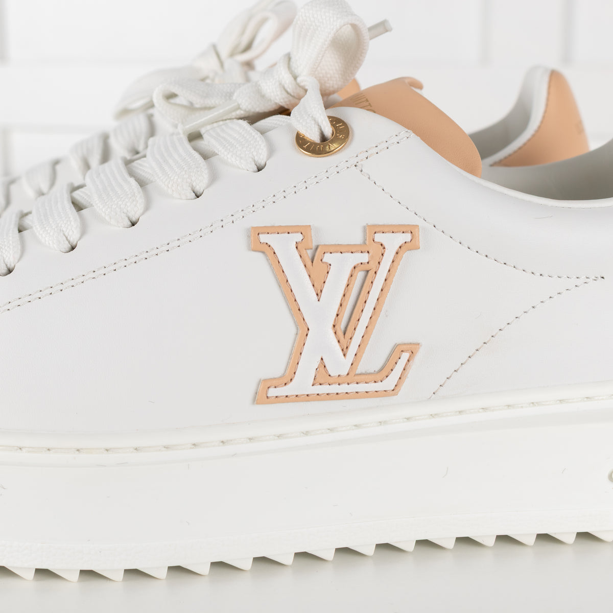 Louis Vuitton Time Out Beige & White Trainers