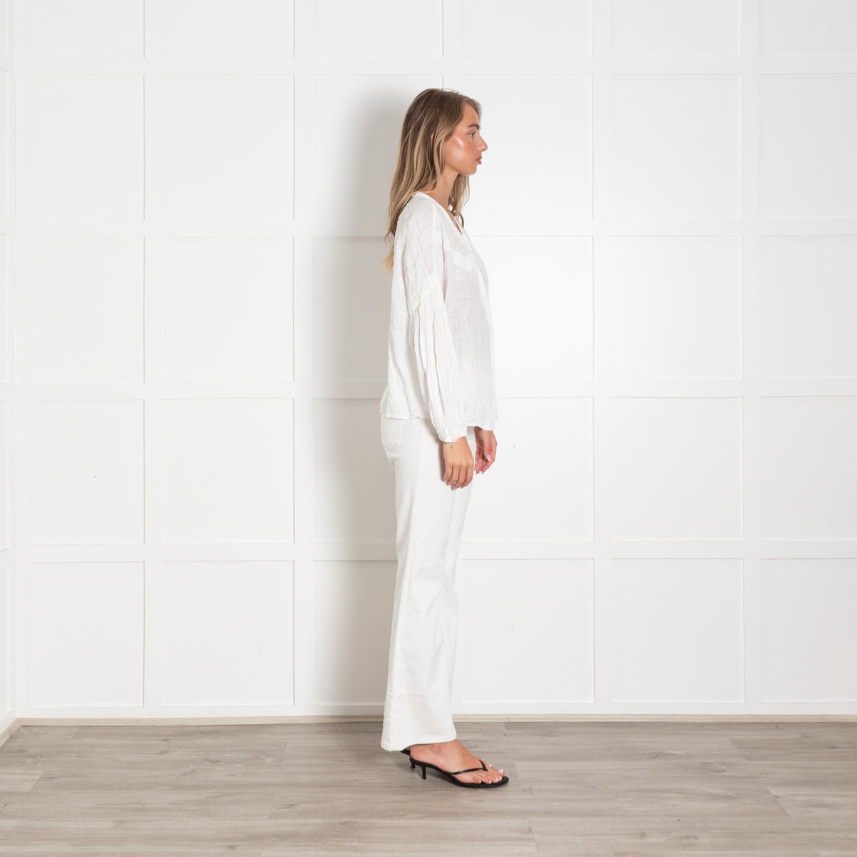 Zyga Linn Laundry Cream Linen Embroidered Peasant Top