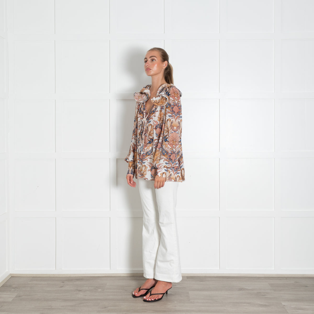 Farm Rio White Sea Garden Tie Neck Top With Ruffe Collar