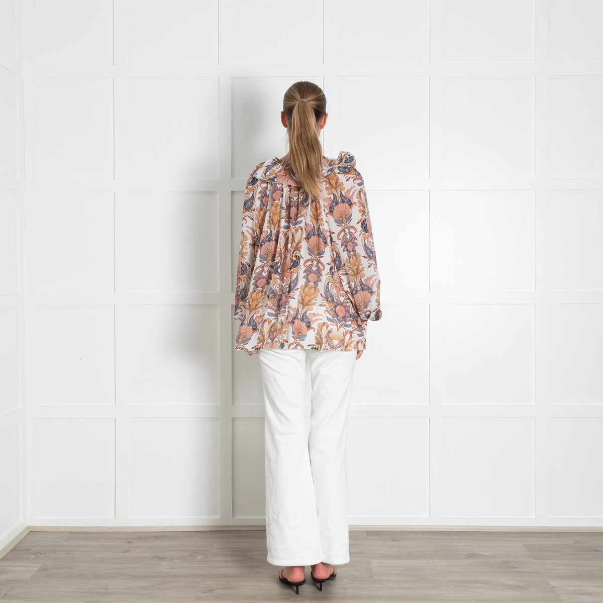 Farm Rio White Sea Garden Tie Neck Top With Ruffe Collar