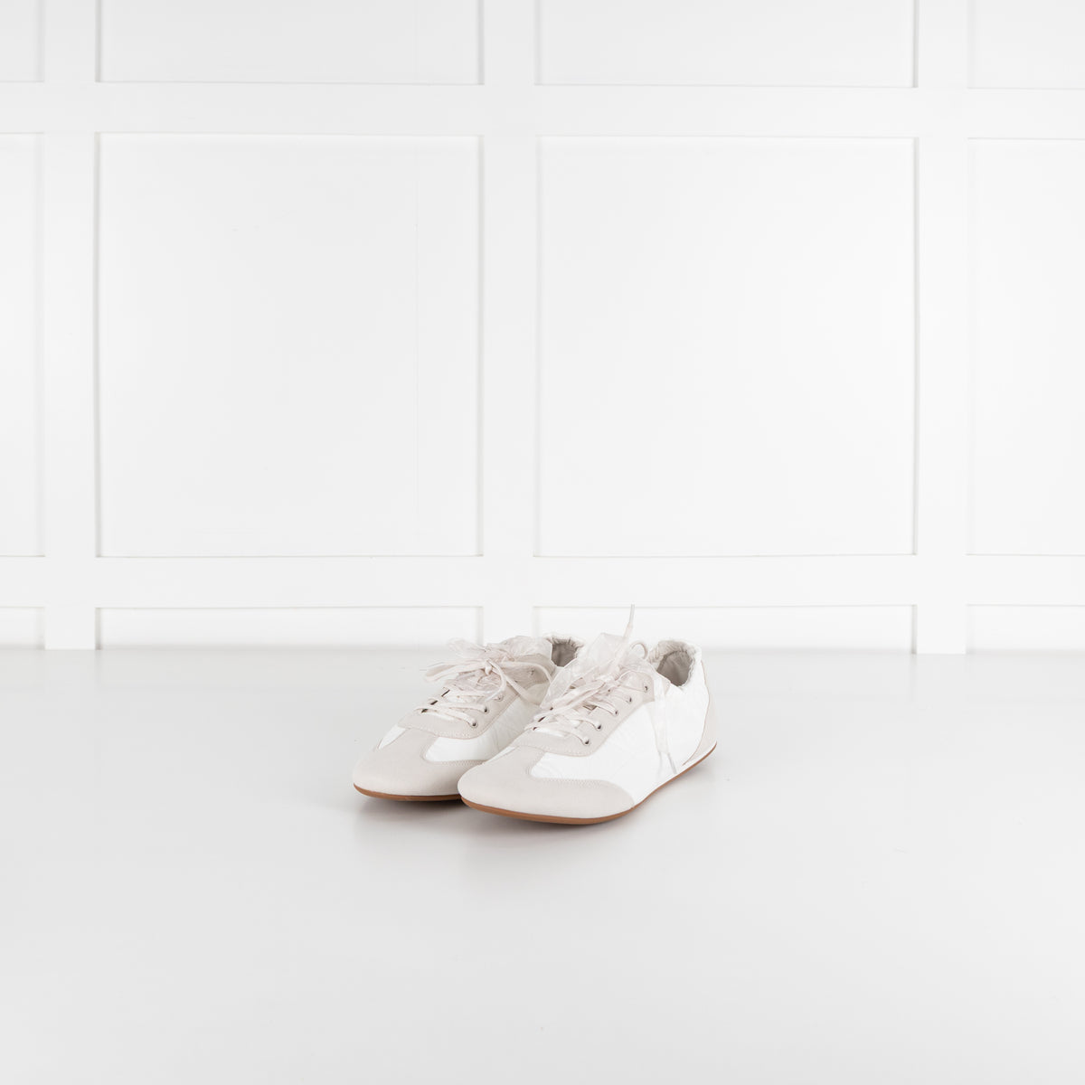 Vivaia Yancy Feel The Comfort White Trainers UK 8.5