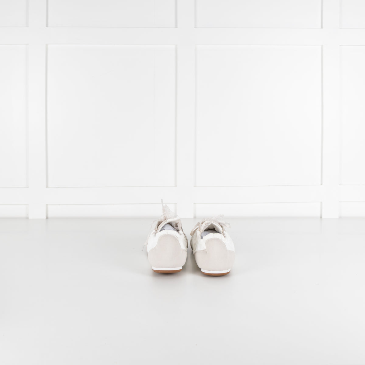 Vivaia Yancy Feel The Comfort White Trainers UK 8.5