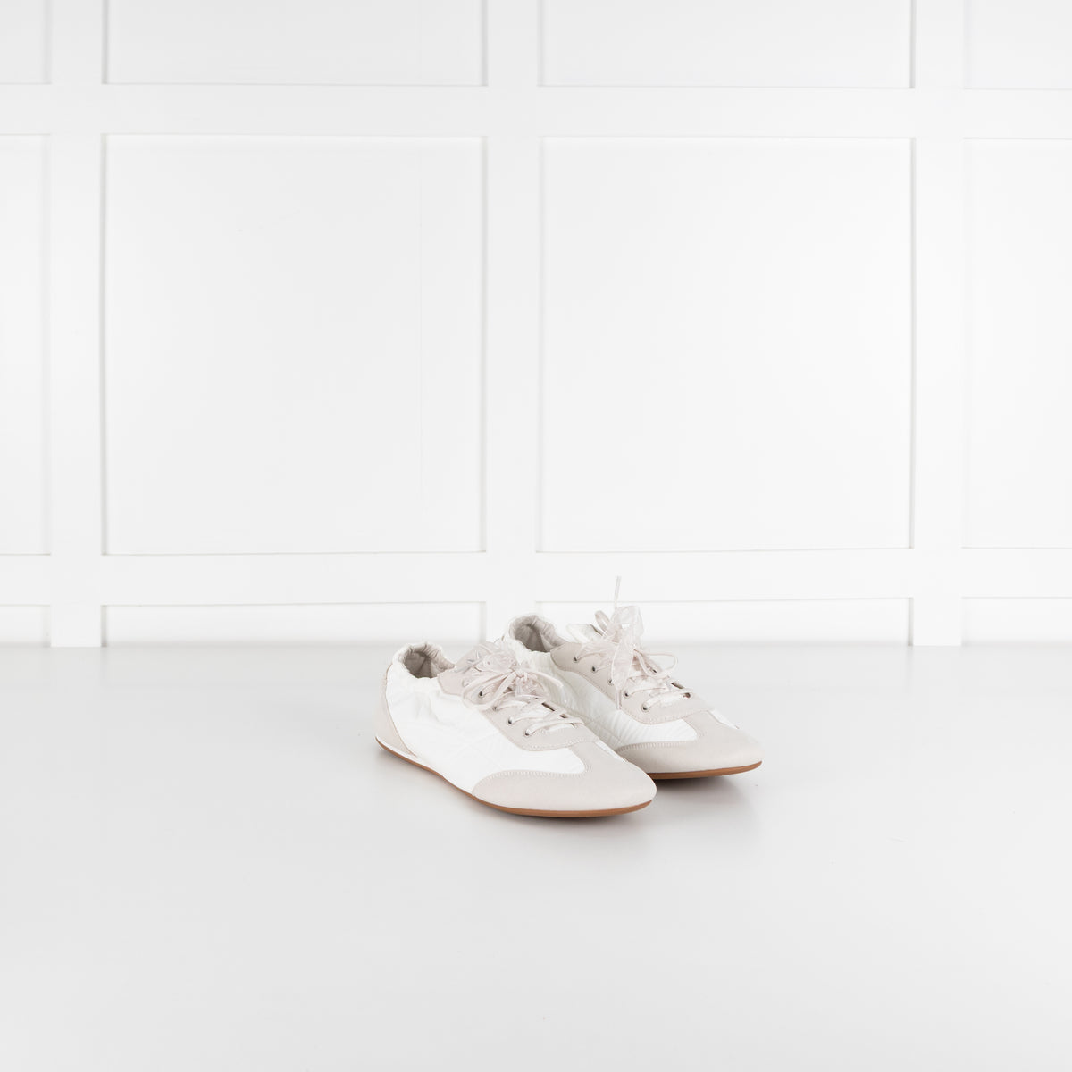 Vivaia Yancy Feel The Comfort White Trainers UK 8.5