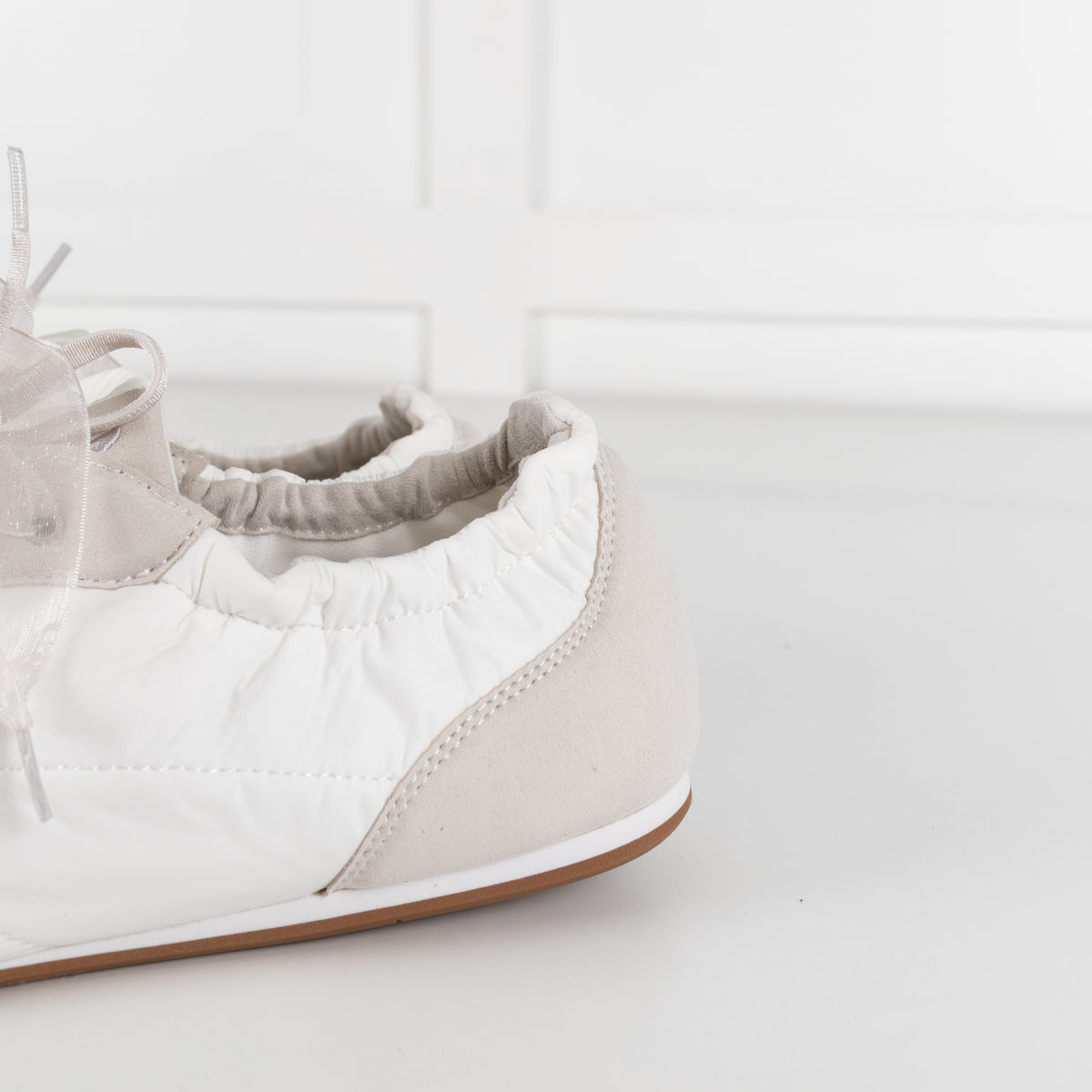 Vivaia Yancy Feel The Comfort White Trainers UK 8.5