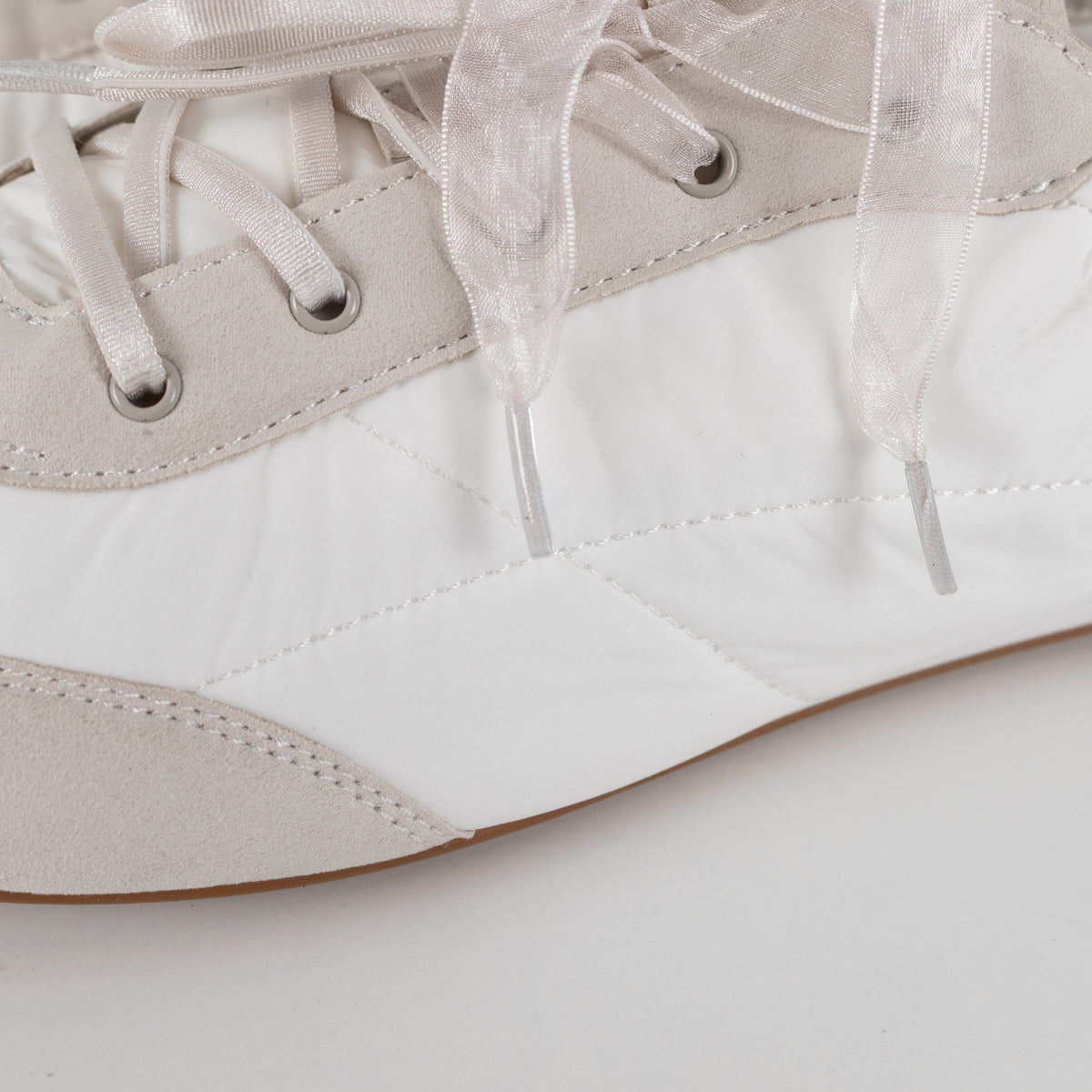 Vivaia Yancy Feel The Comfort White Trainers UK 8.5