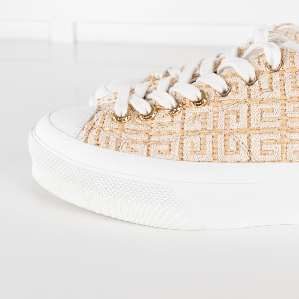 Givenchy City Sneakers With Logo Embroidery UK 4.5