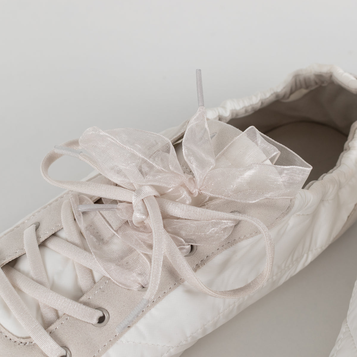 Vivaia Yancy Feel The Comfort White Trainers UK 8.5