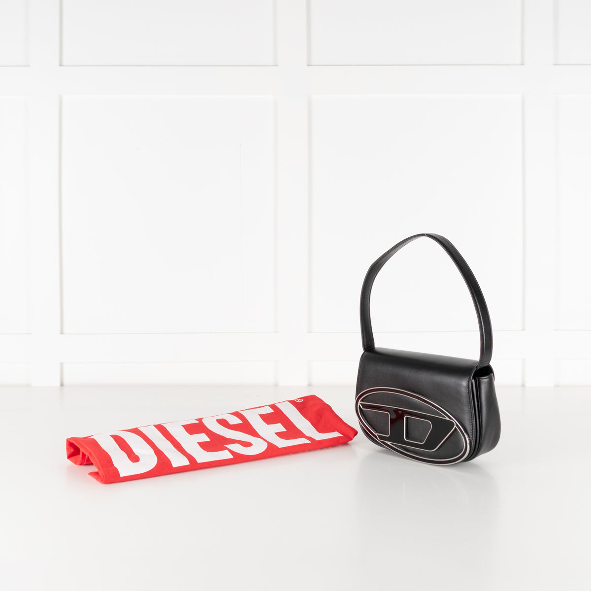 Diesel Black Leather 1DR Logo Shoulder Bag