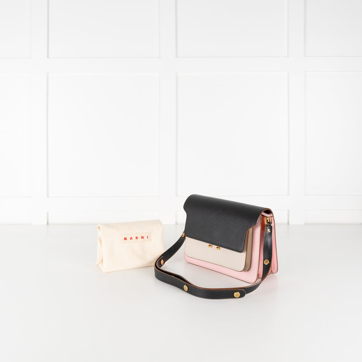 Marni Trunk Pink Colour Black Shoulder Bag
