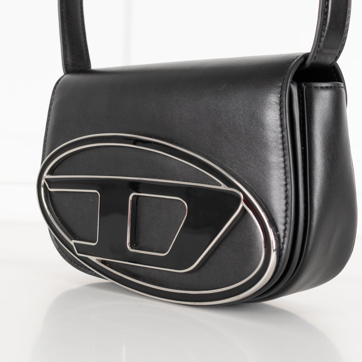 Diesel Black Leather 1DR Logo Shoulder Bag