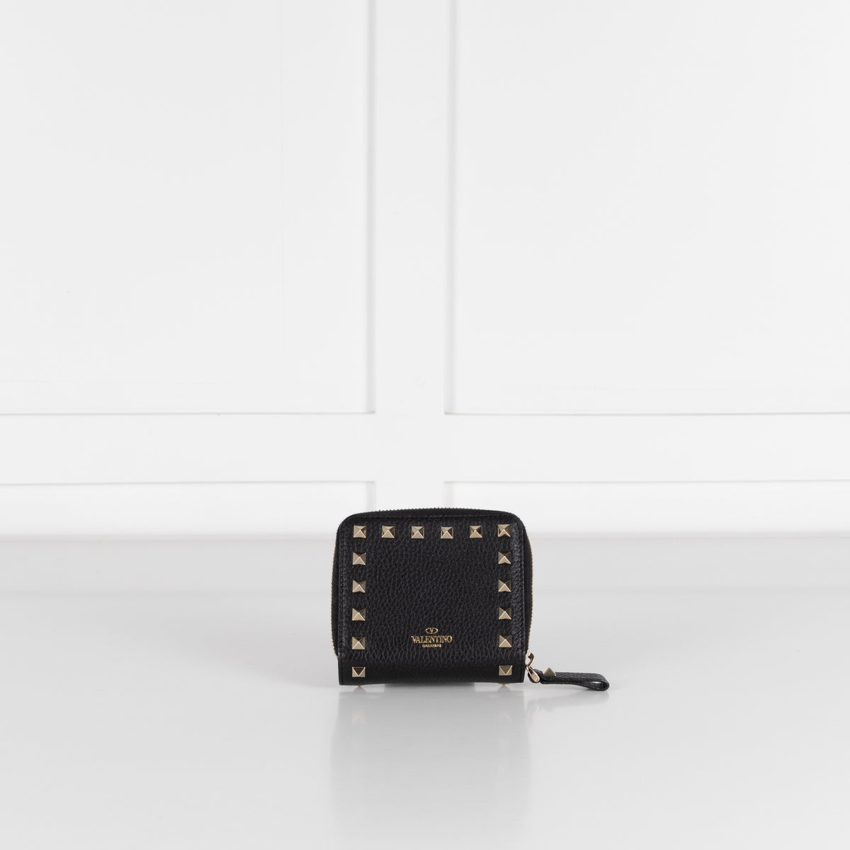 Valentino Grained Rockstud Zip Purse
