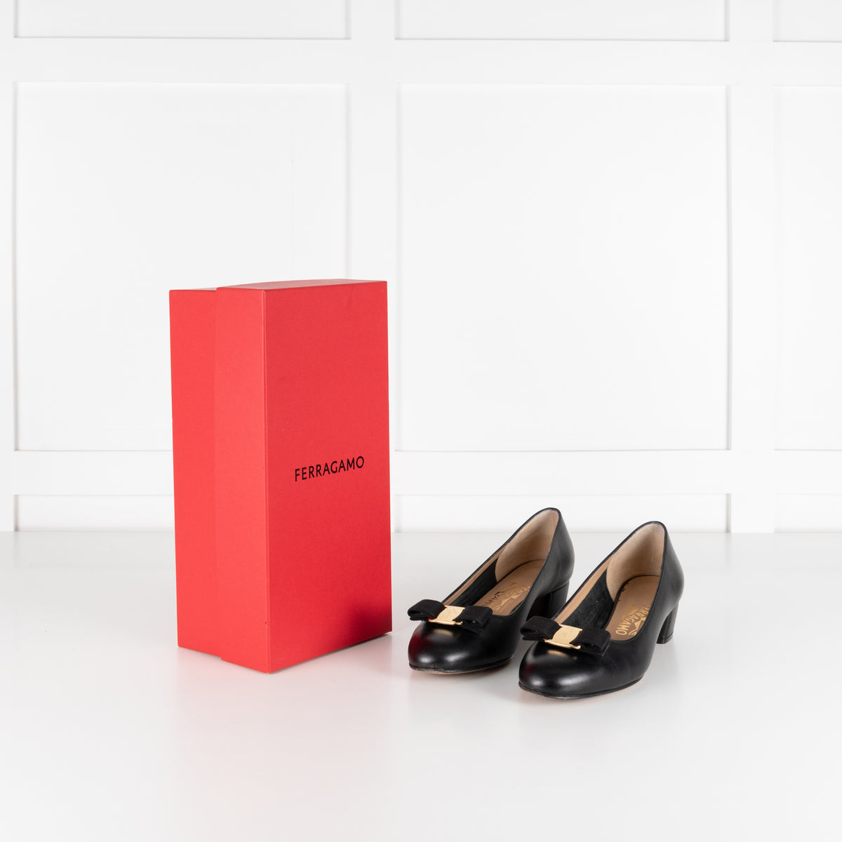 Salvatore Ferragamo Black Leather Low Heel Bow Front Shoes