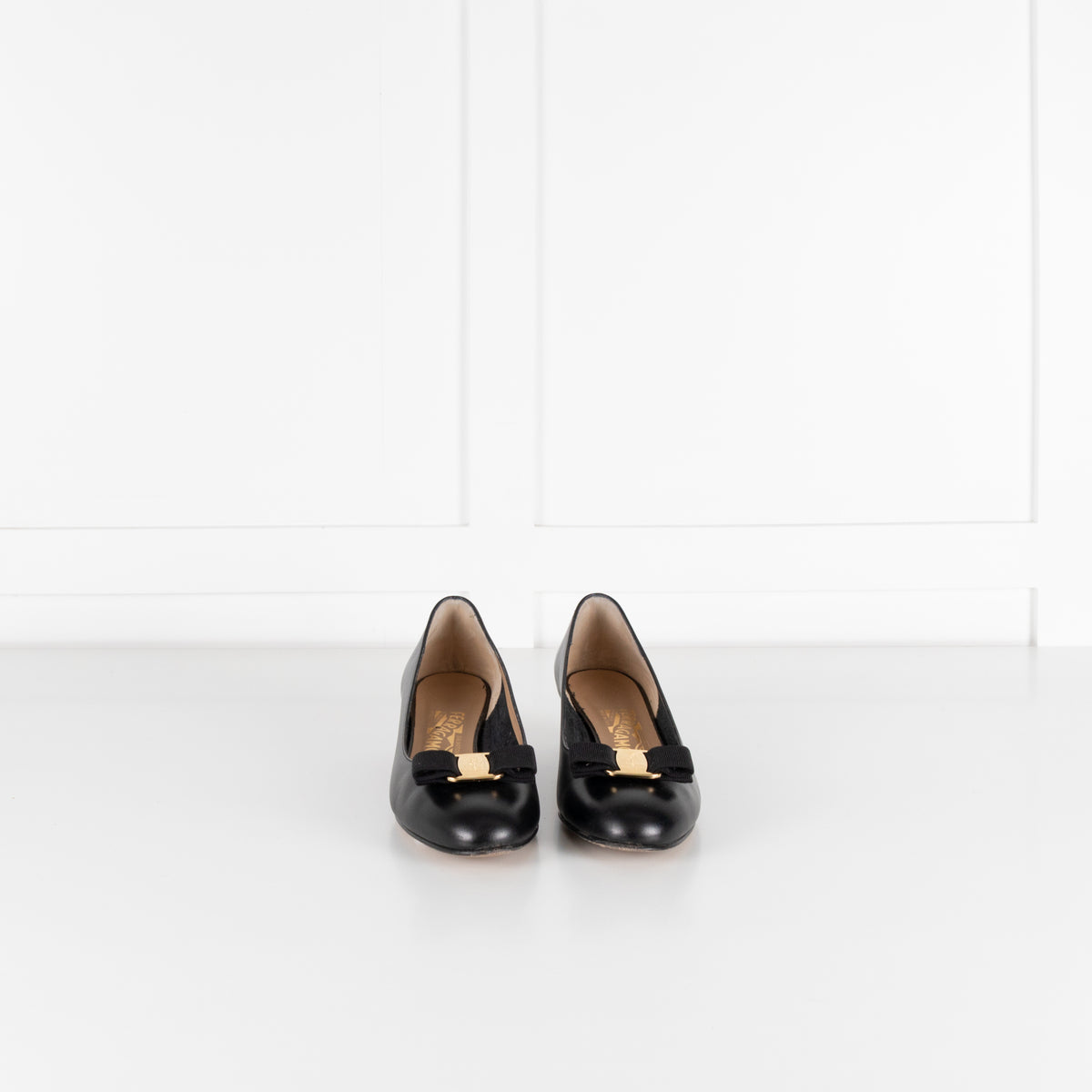 Salvatore Ferragamo Black Leather Low Heel Bow Front Shoes