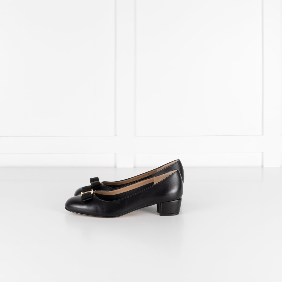 Salvatore Ferragamo Black Leather Low Heel Bow Front Shoes